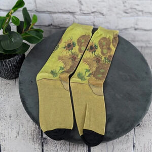 Green yellow color Van Gogh sunflowers in a vase novelty fancy whimsical socks